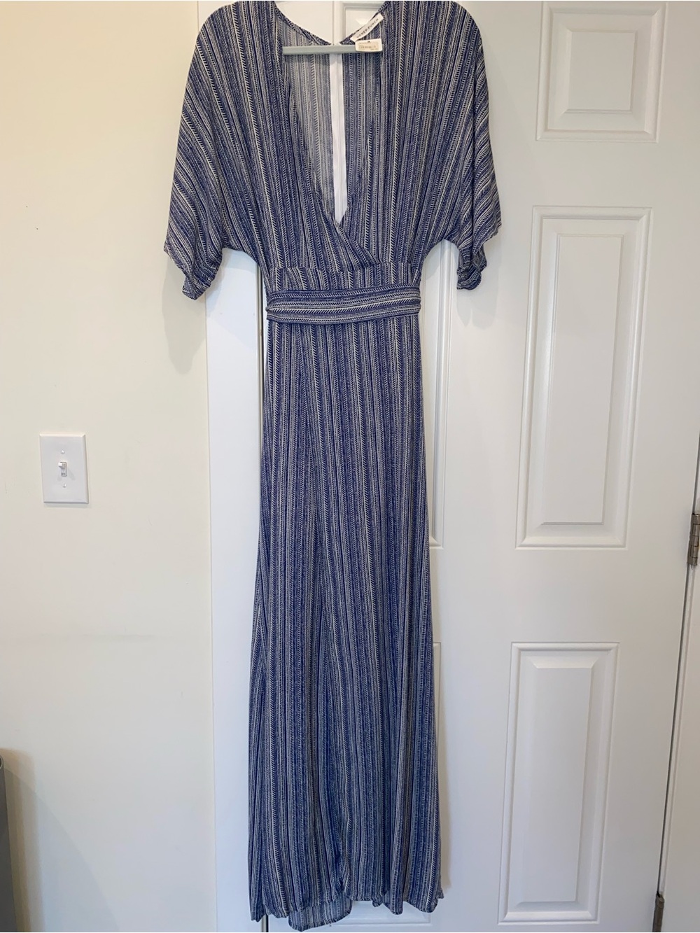 Honey Punch Blue Striped Maxi Dress with V-Neck and Waistband
